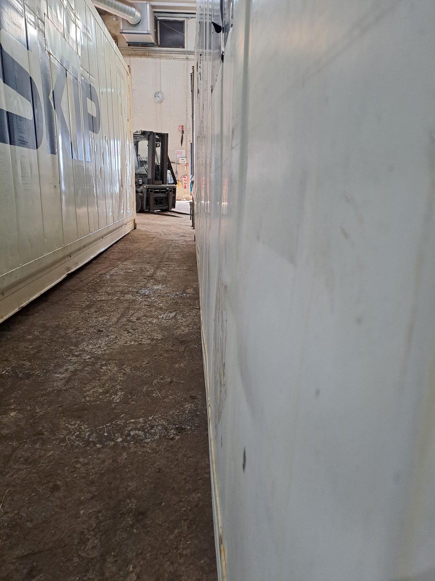 40ft HC Kæligámur SANU5925050 - Verð 500.000 kr + vsk