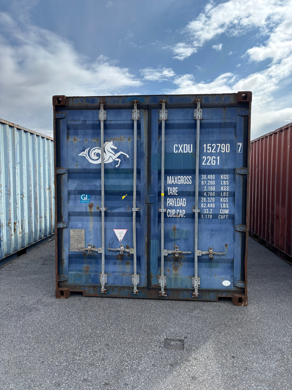 20ft CXDU1527907 - 300.000 kr + vsk