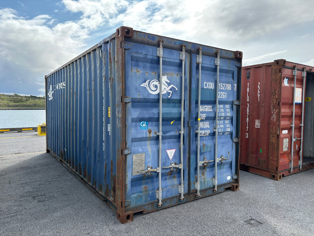 20ft CXDU1527907 - 300.000 kr + vsk