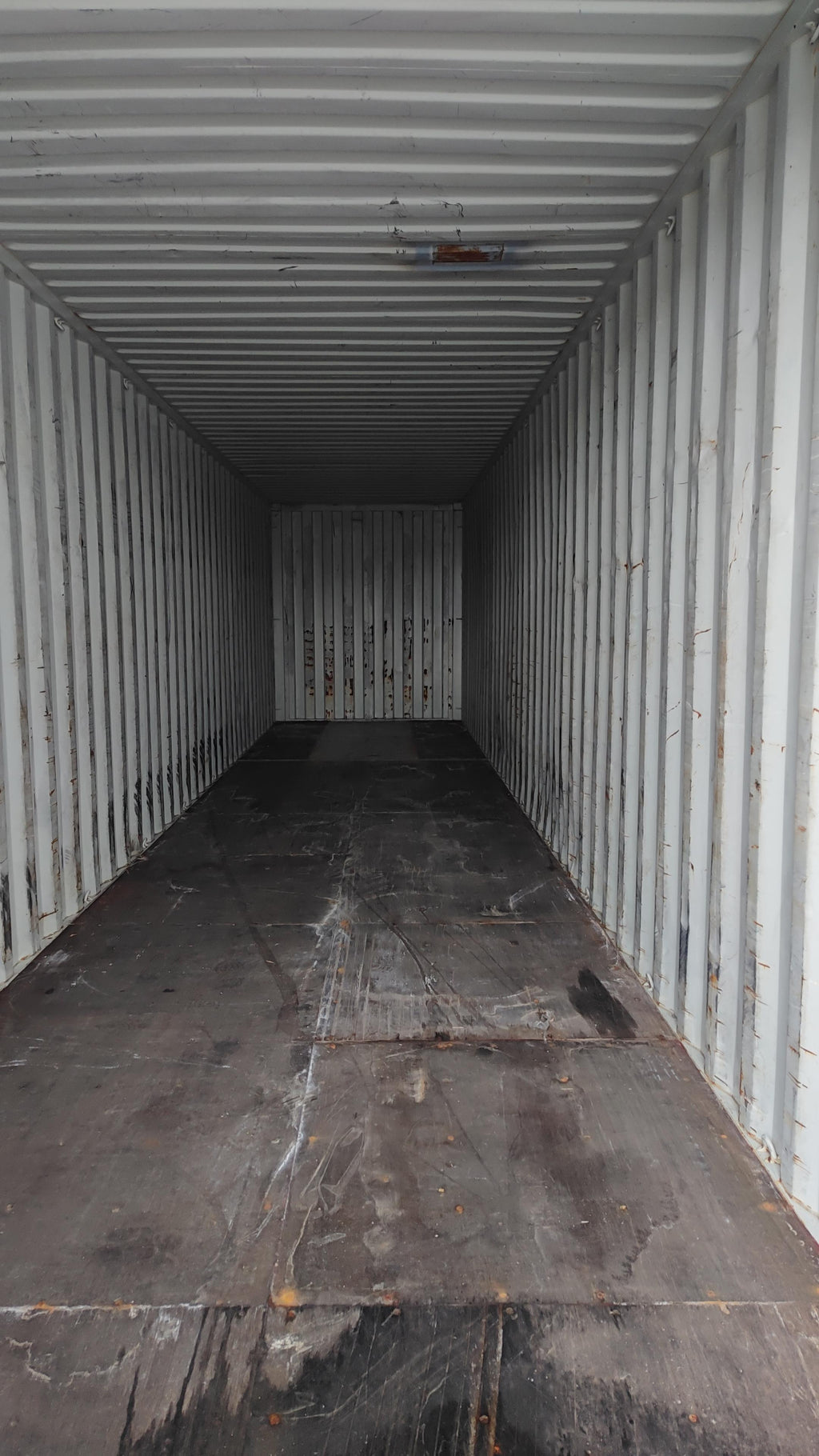 40ft HC GESU6766596 - 450.000 kr + vsk