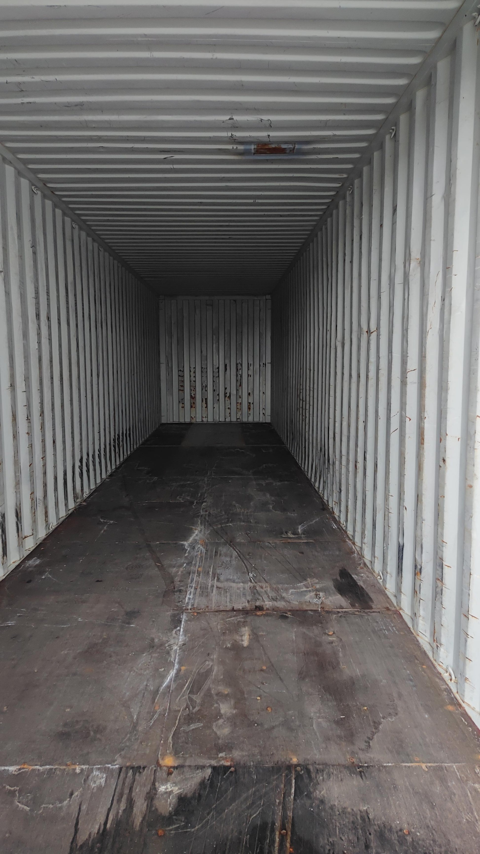 40ft HC GESU6766596 - 450.000 kr + vsk